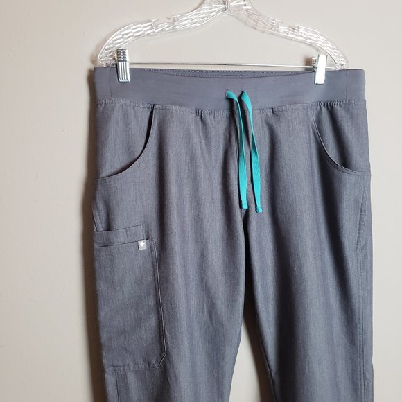 Figs Kade Graphite Cargo Scrub Pants Large Tall - Picture 3 of 11